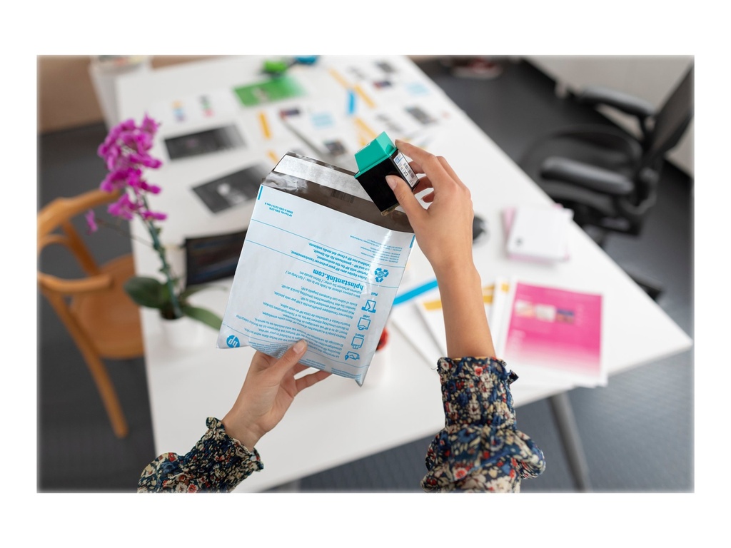 AS215HEW66